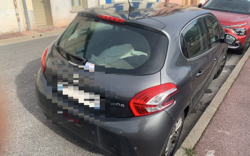 Foto de un coche descrito por su dueño antes de la tasación